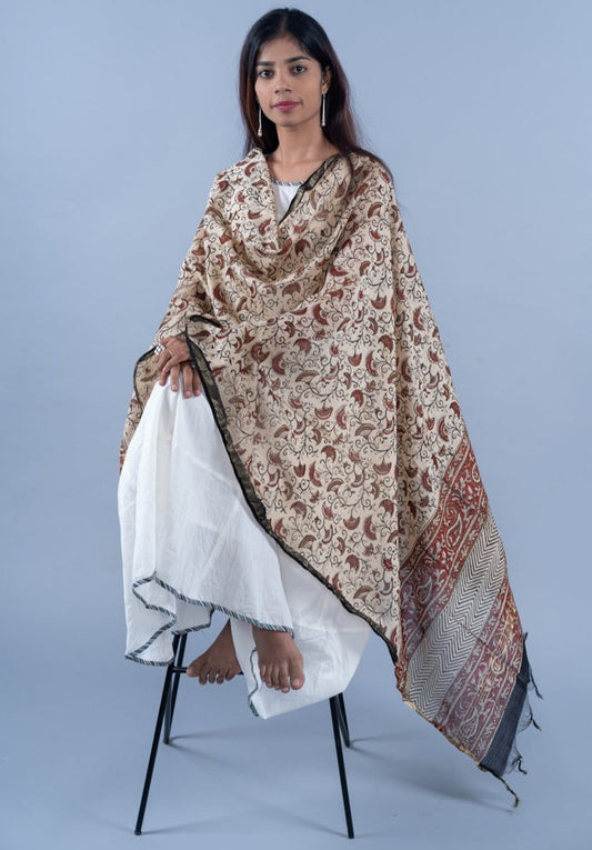 OMVAI The Phool Jaali Handloom Chanderi Silk Dupatta with Zari border