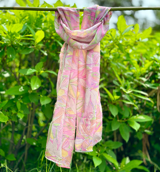 OMVAI Abstract Geometry Crepe Stole - Pastel Pinks