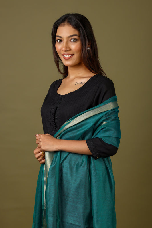 OMVAI Golden Border Chanderi Silk Dupatta - Peacock Green