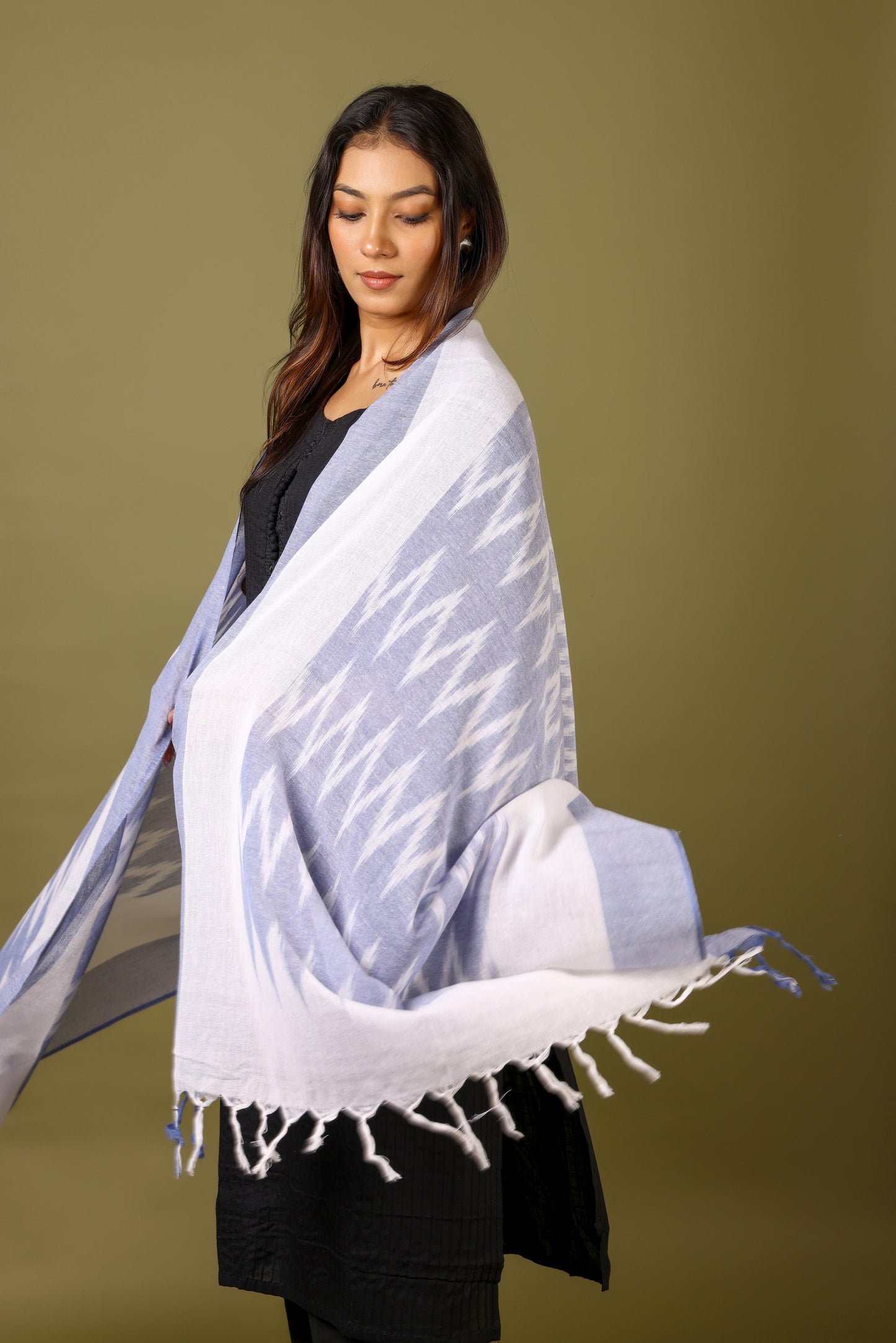 OMVAI The IKAT Dupatta with Tassels - Ocean Blue