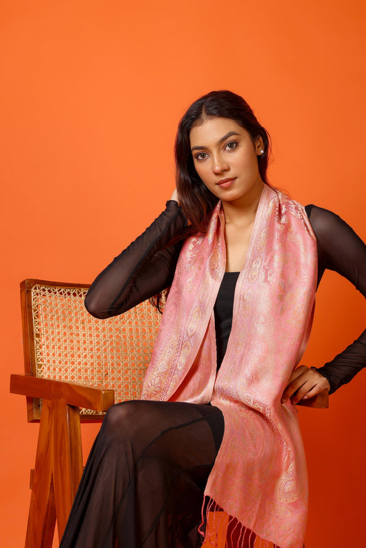 OMVAI Victorian Paisley Premium Woven Silk Stole - Peachy Pink