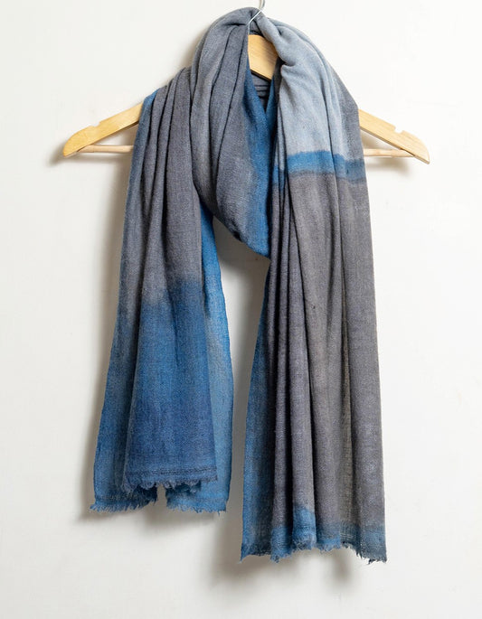 Tie and Dye Brush Paint Pattern Super Soft Woolen Muffler For Man | Grey Sky