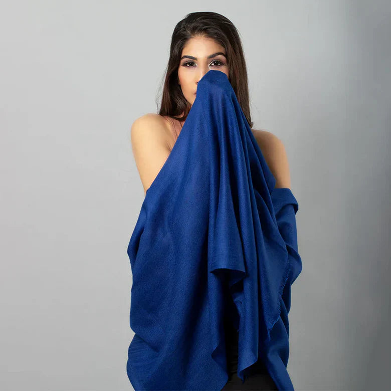 Why Is a Pashmina Stole the Ultimate Luxury Accessory?