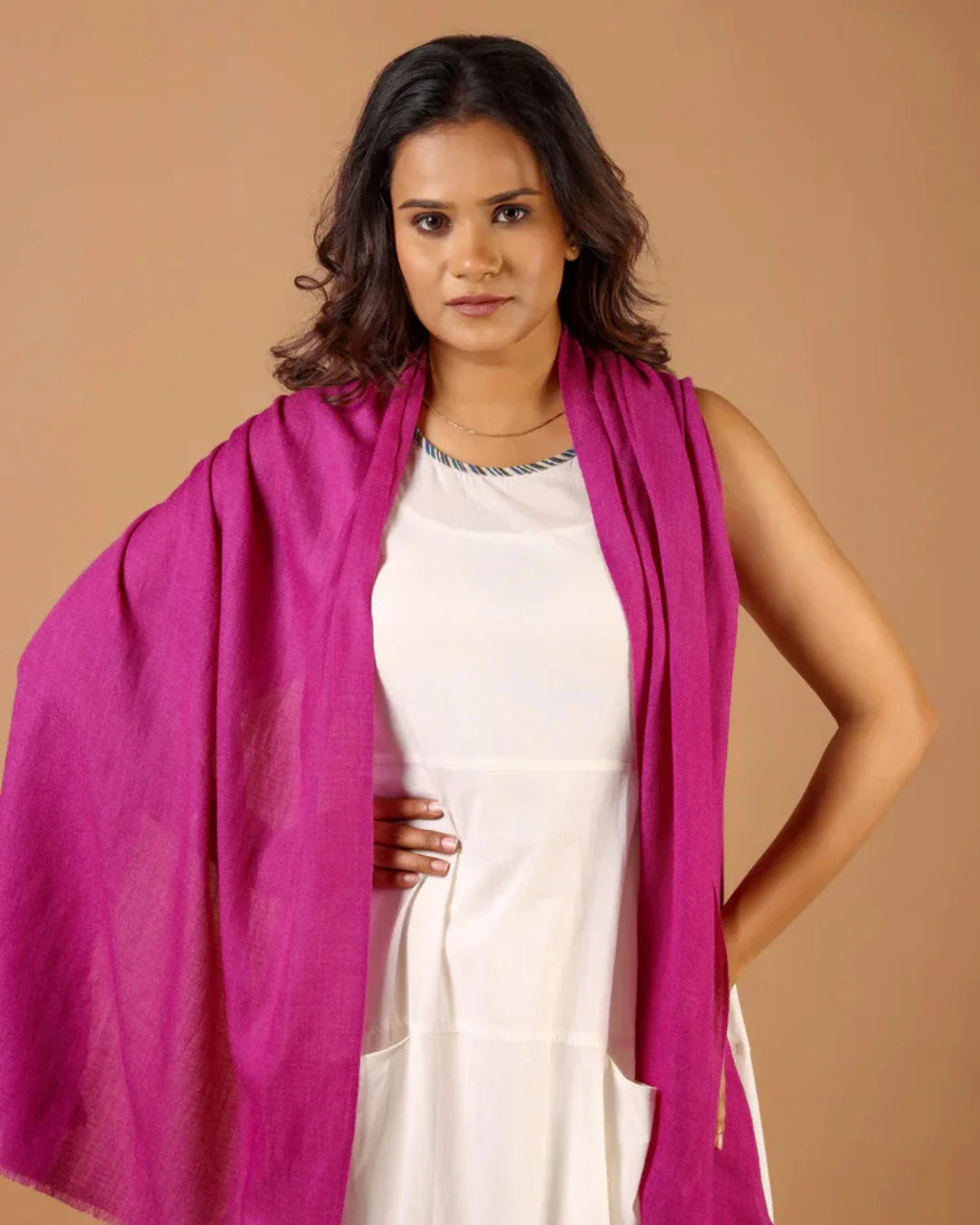 Scarf vs Wrap – Which One Should You Wear When?