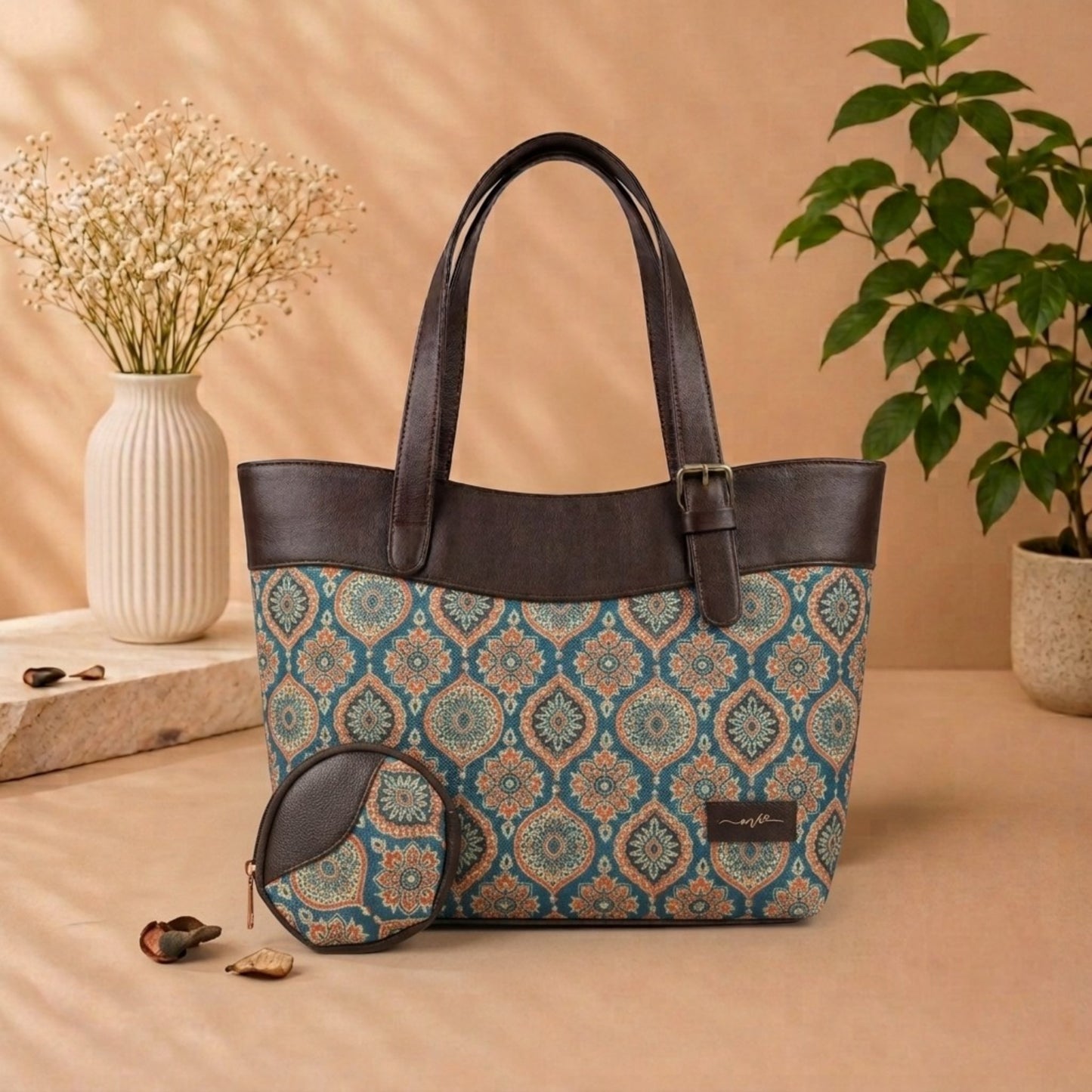 OMVAI Classic 2-Piece Shoulder Bag Set – Shahi Motif