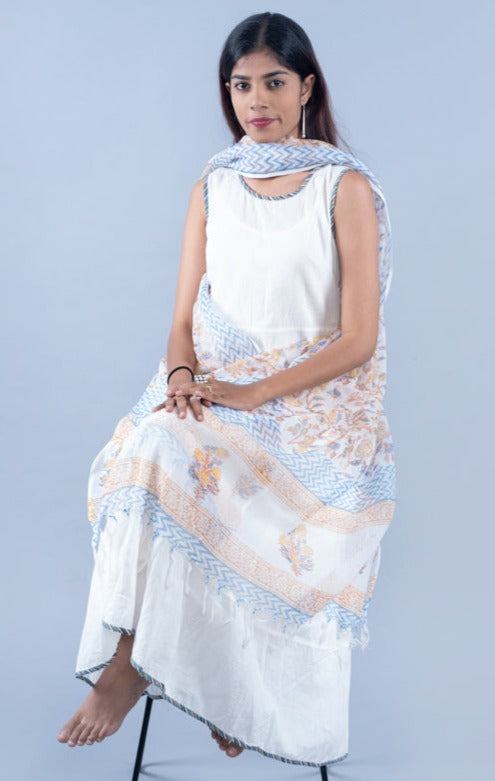 OMVAI Flower Jaal Hand Block Printed Kota Doria Checks Stole / Dupatta - White Blue