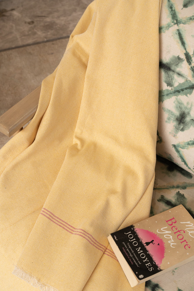 OMVAI Diamond Weave with Border Cotton Woven Throw Blanket / Comforter - Lemon yellow