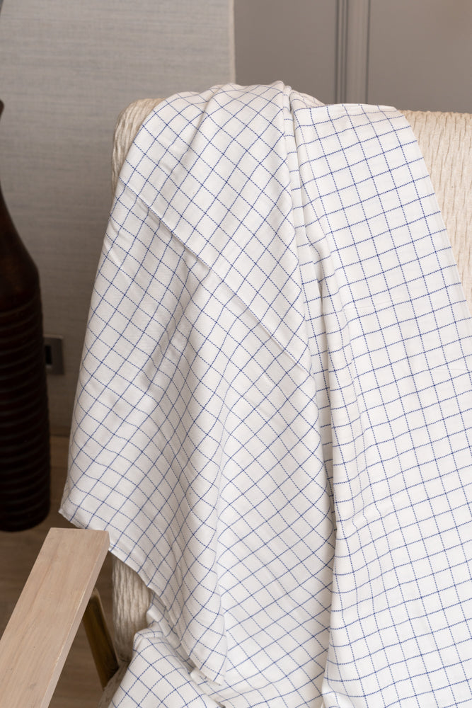 OMVAI Vintage Super Soft  Checks Cotton Woven Throw Blanket / Comforter - Blue