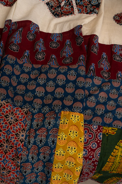 OMVAI Pushp Bahaar Hastkala Dupatta with applique and Hand-work - Maroon Multi