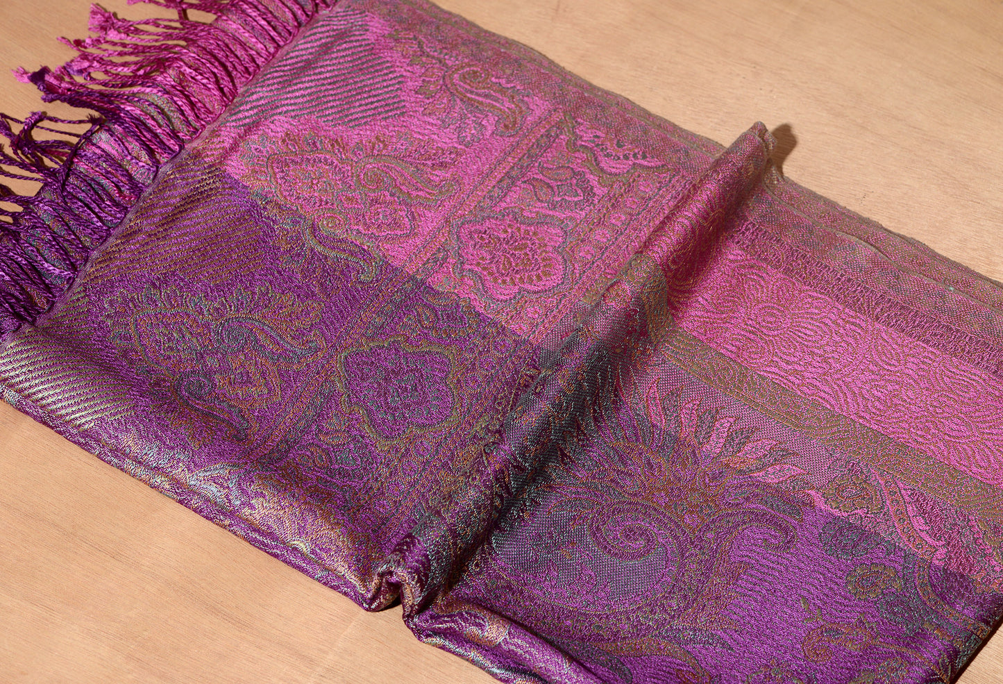 OMVAI Ornamental Paisley Premium Woven Silk Stole - Lavender