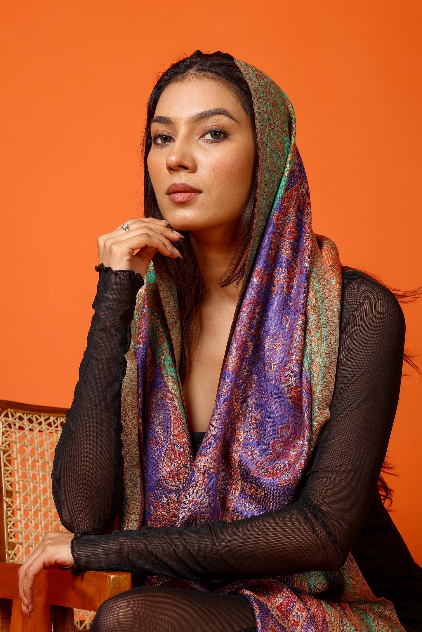 OMVAI Ornamental Paisley Premium Woven Silk Stole - Blue and Fern Green