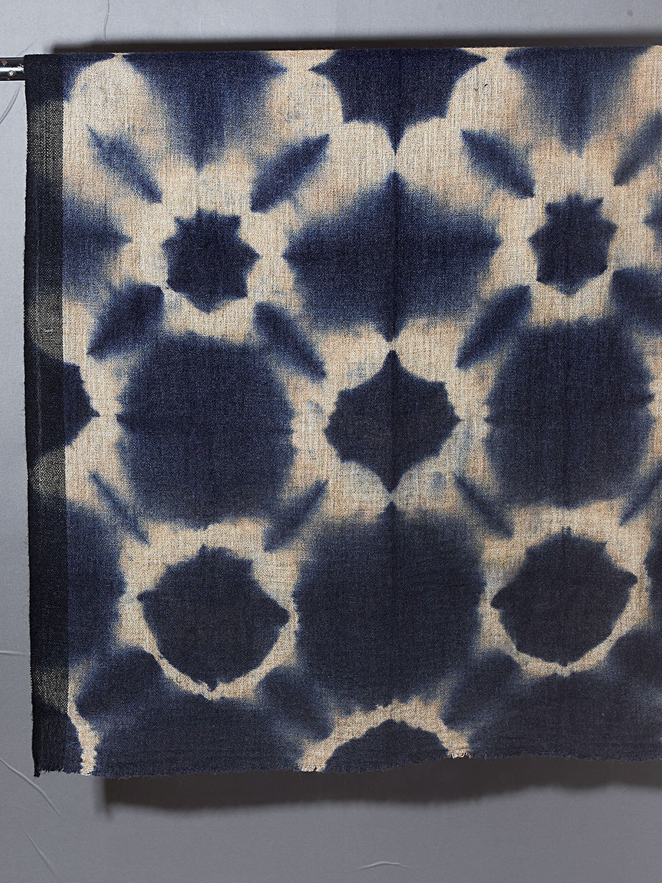 Tie and Dye Super Soft Woolen Muffler Man/Women | Natural with Indigo Blue