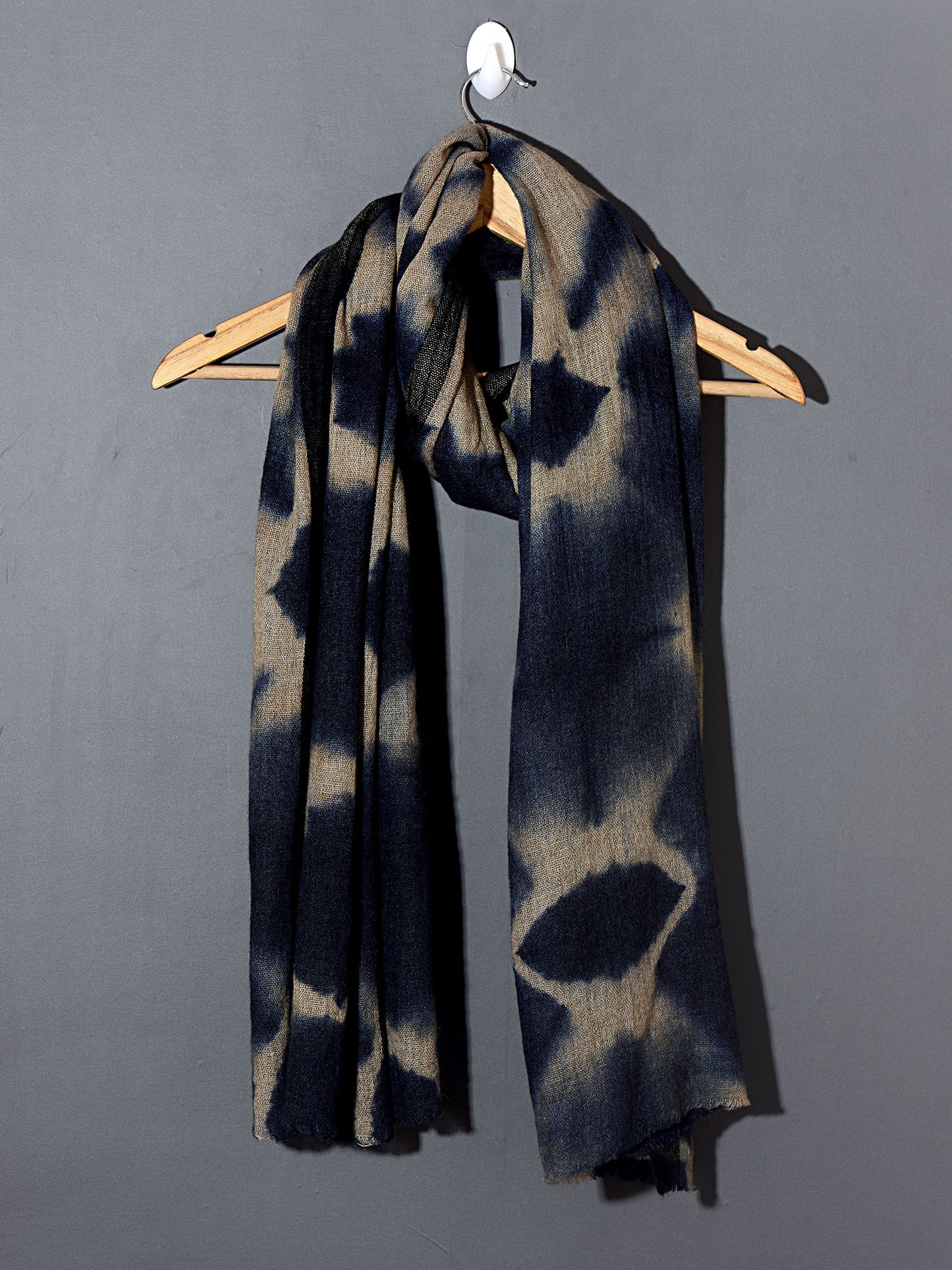 Tie and Dye Super Soft Woolen Muffler Man/Women | Natural with Indigo Blue