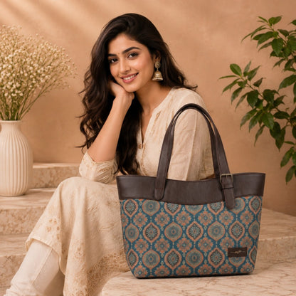 OMVAI Classic 2-Piece Shoulder Bag Set – Shahi Motif