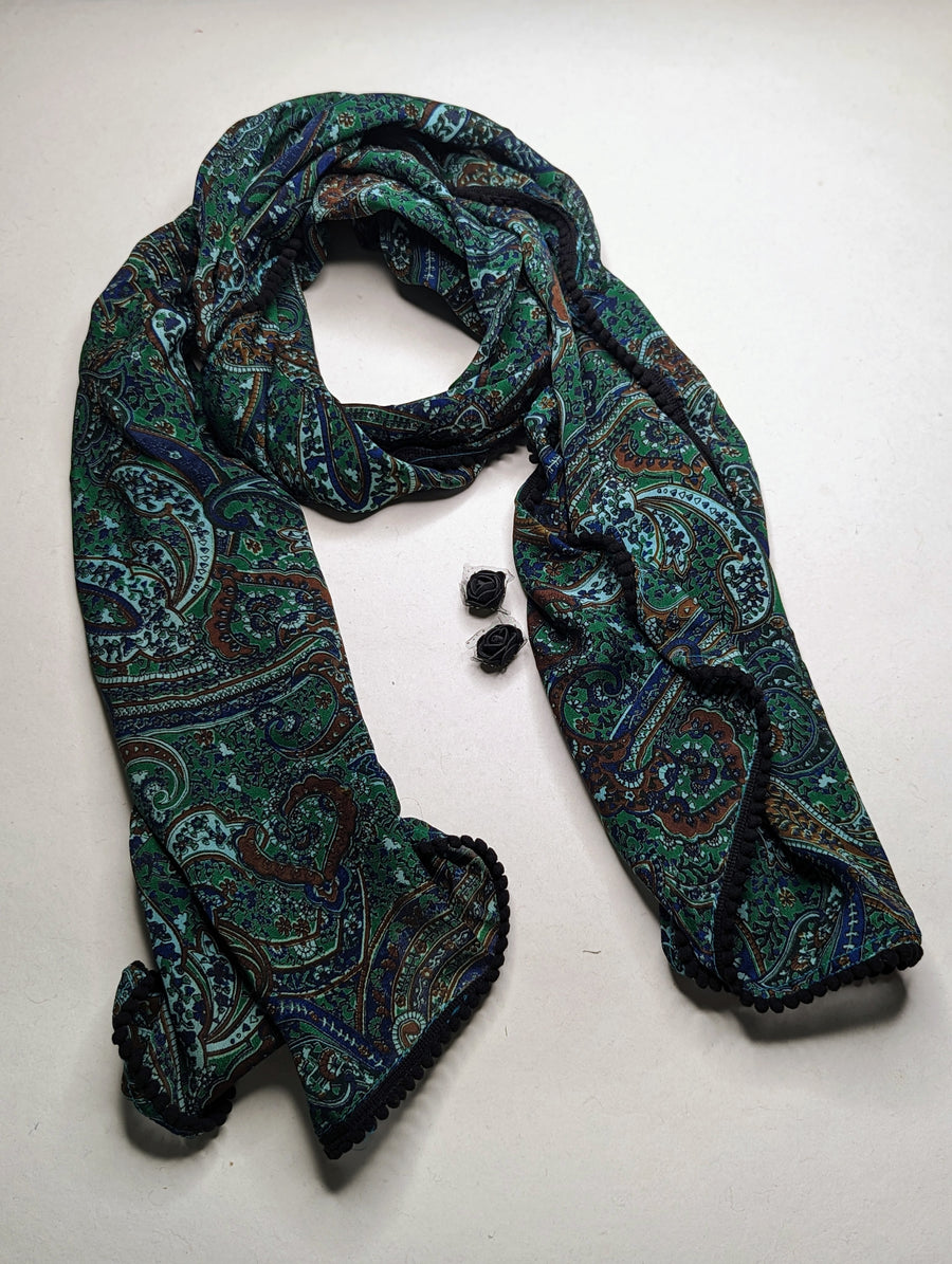 OMVAI Vintage Paisley Beauty Chiffon Stole - Green