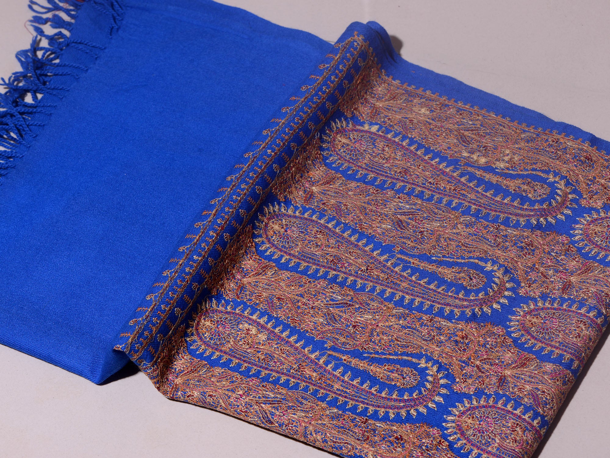THE PAISLEY BUTA Exquisite Machine Embroidered Stole - Blue with Multicolor Paisley