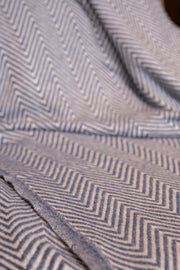 OMVAI Zig Zag Patterned Woven Throw Blanket / Comforter Navy Blue