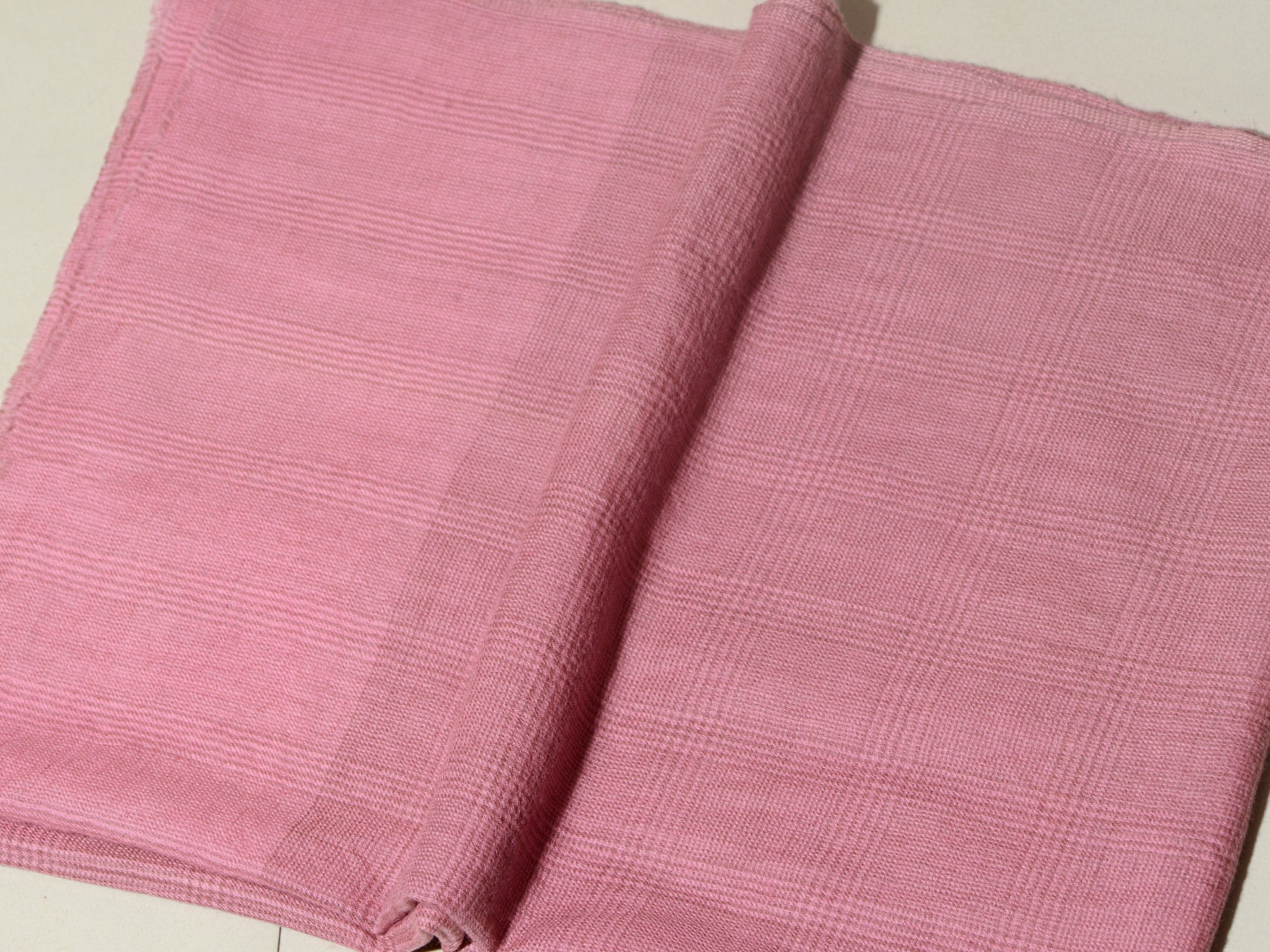 Kashmiri Checks Patterned Pashmina Stole - Pretty in Pink