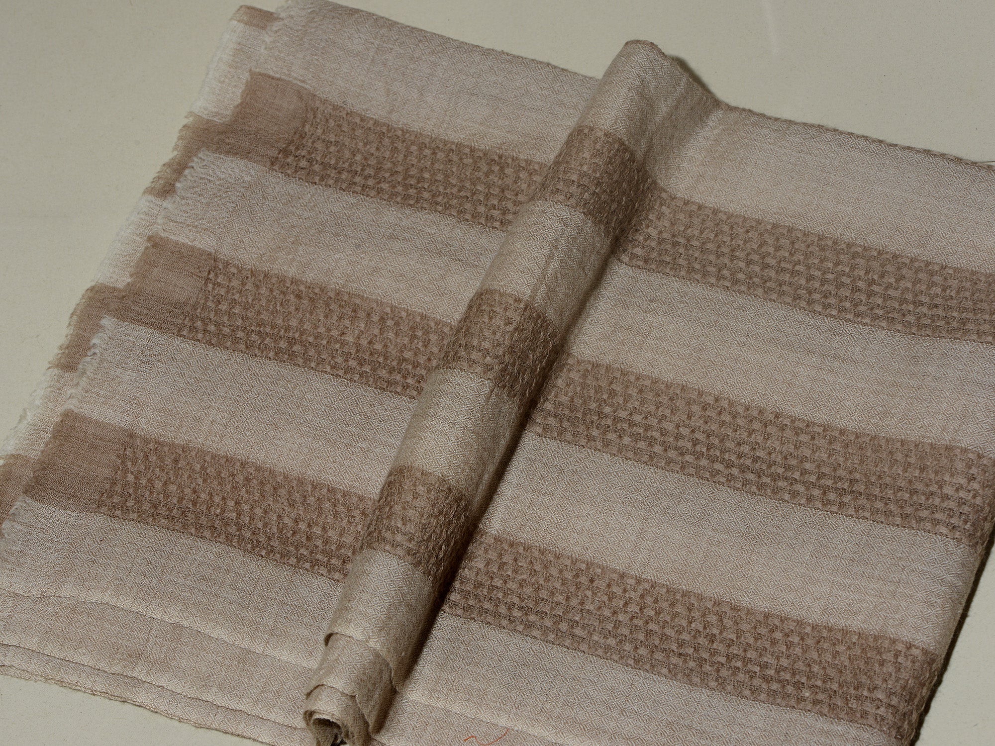 Kashmiri Box Checks Patterned Pashmina Stole - Beige