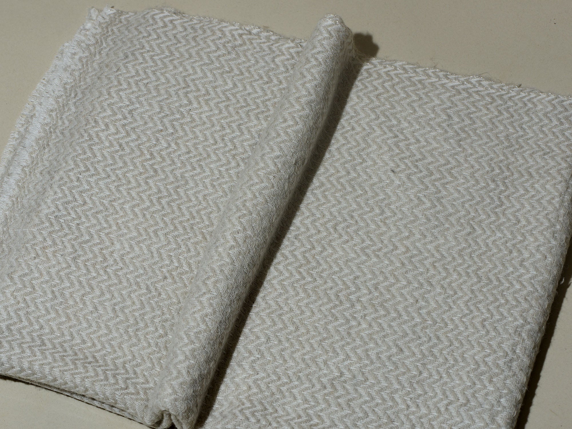Mini Chevron Weave Super Soft Woolen Muffler -  Natural Ivory