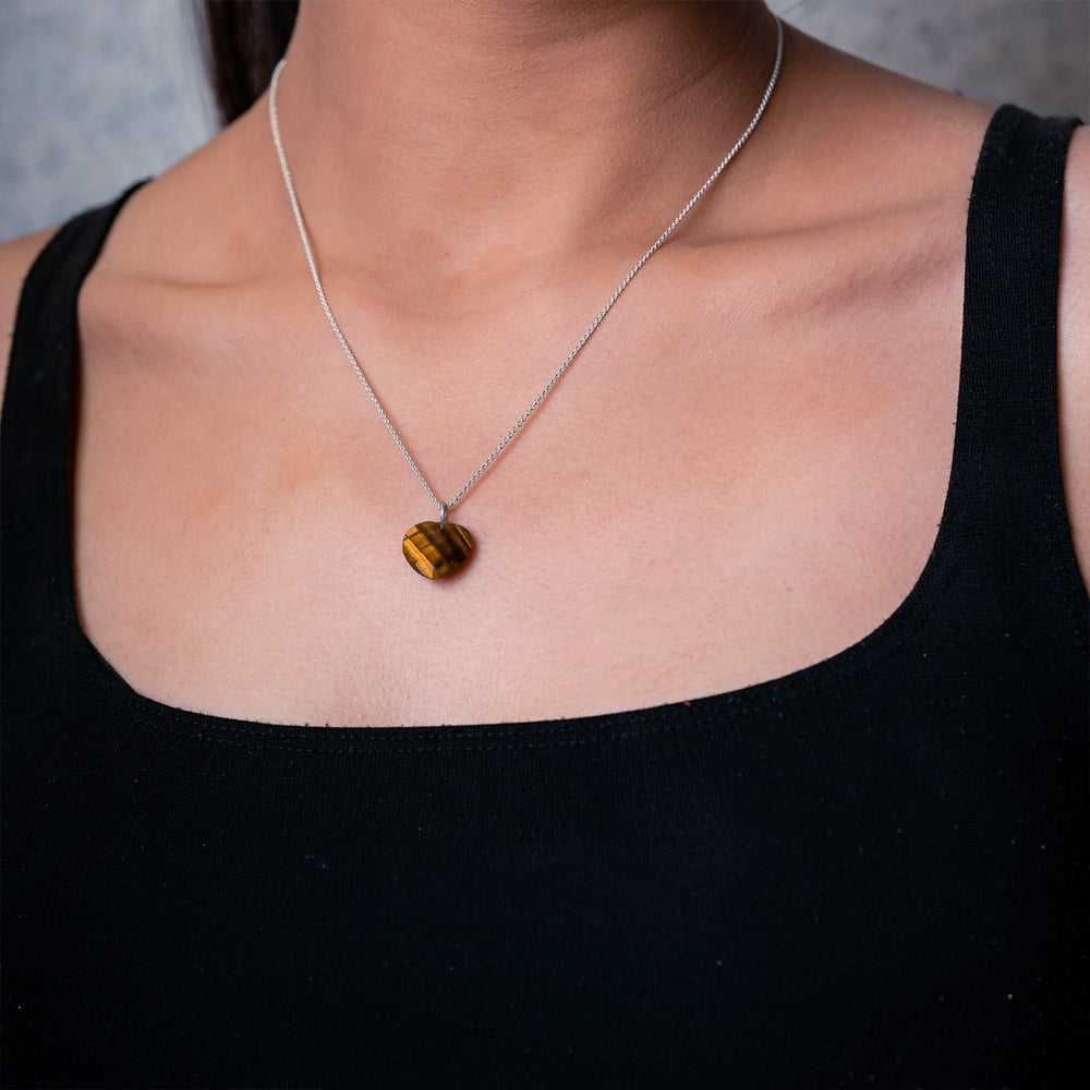 OMVAI : "HEART" Healing Pendant : Tiger Eye