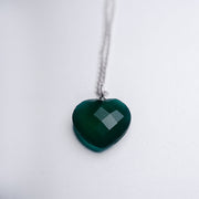 OMVAI : "HEART" Healing Pendant : Green Onyx